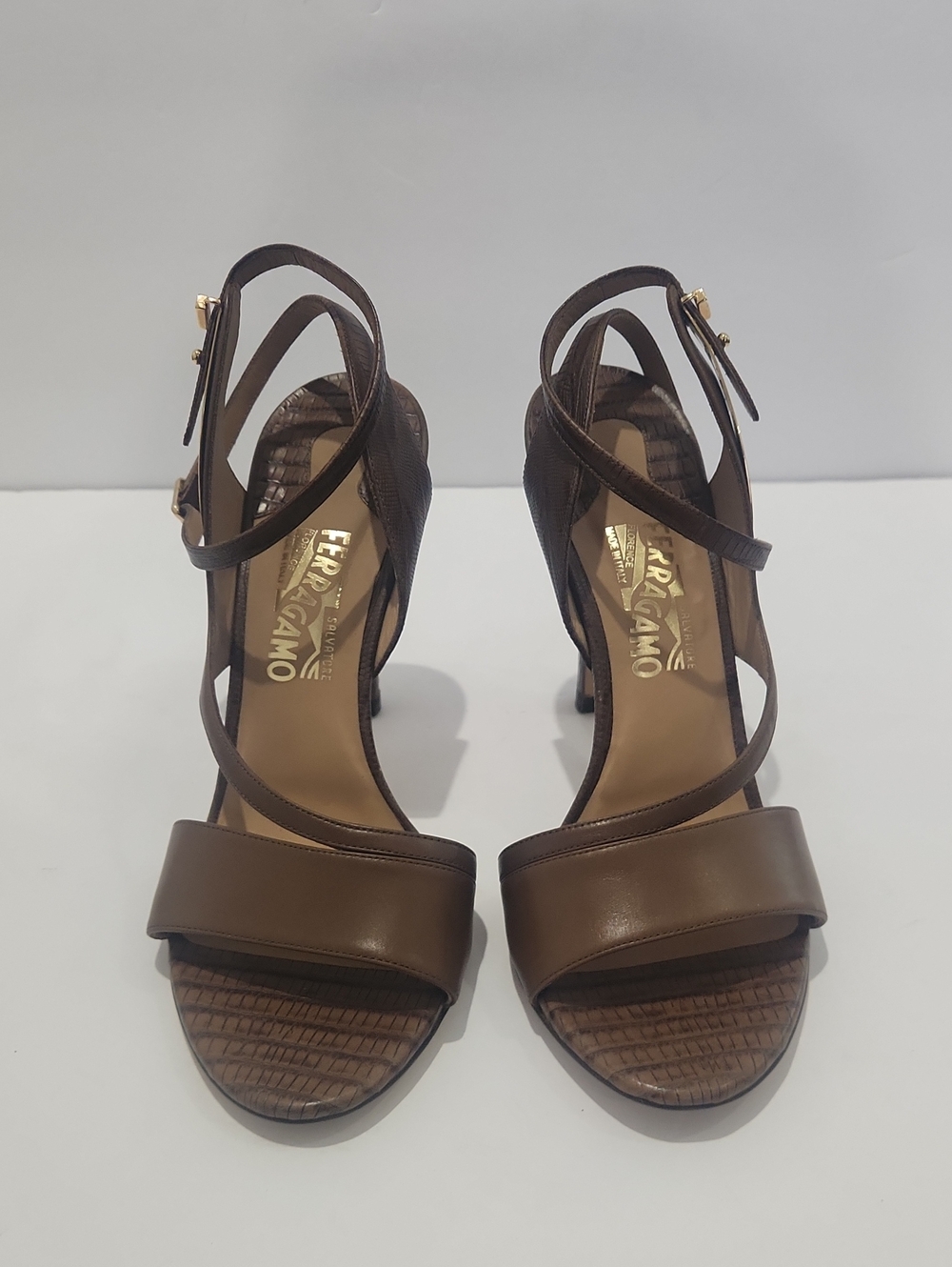 Salvatore Ferragamo Lizard Embossed Leather Heels - Picture 4 of 16